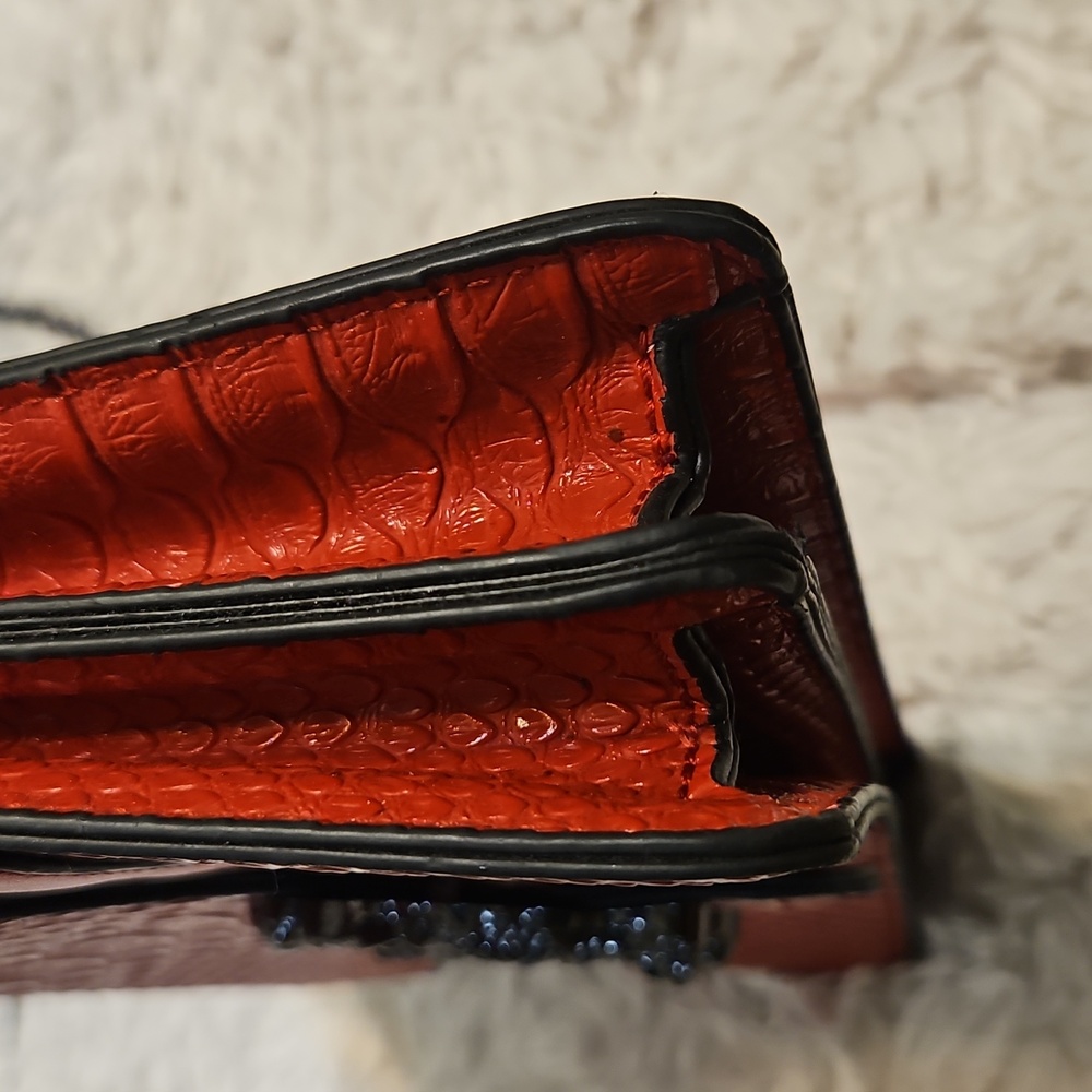 Red Snake Embossed‎ Chain Shoulder Bag Women's Fashion Clutch - Picture 4 of 15
